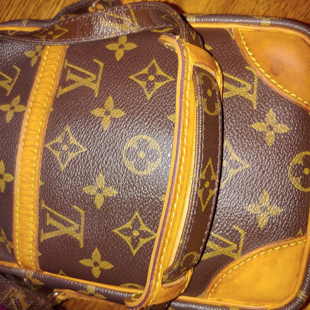 2003 Louis Vuitton Danube - Picture 8 of 8